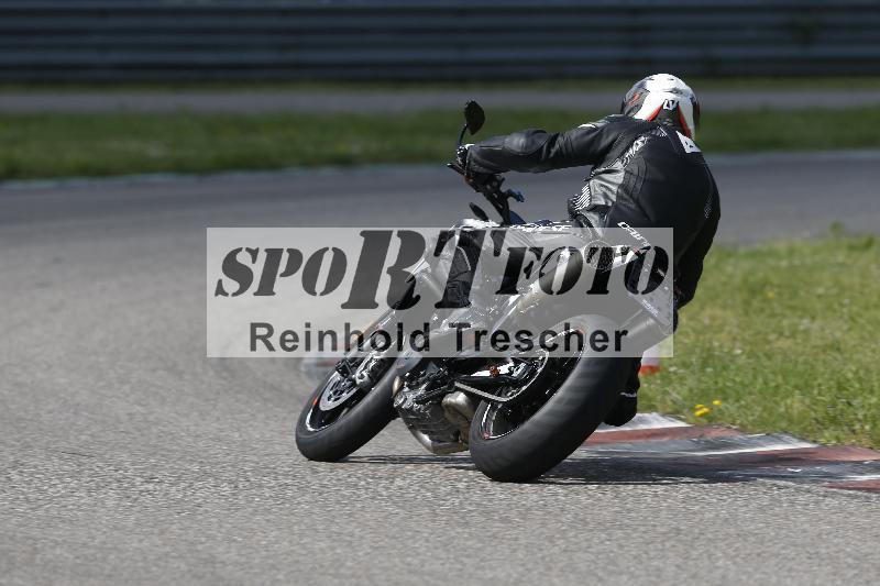 /15 13.05.2025 Max Racing ADR/Gruppe gruen/backside
